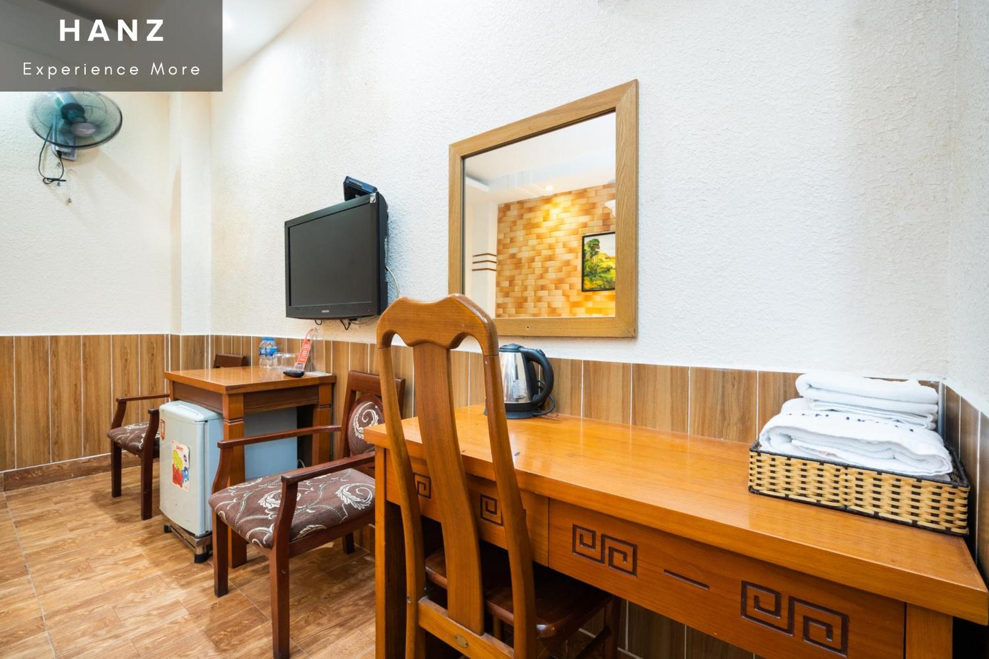 Hanz Queen Airport Hotel Saigon Ho Chi Minh City Room photo