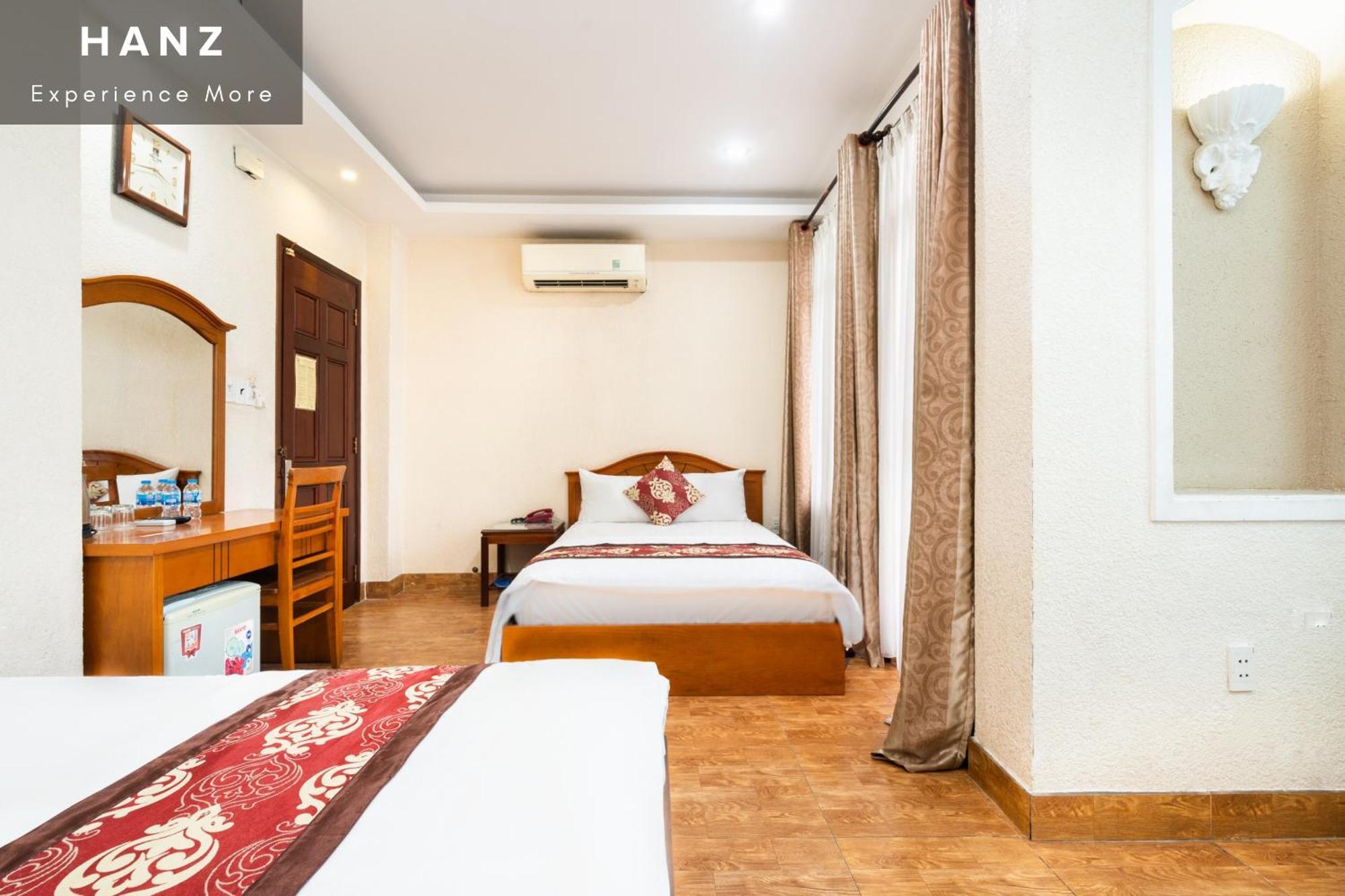 Hanz Queen Airport Hotel Saigon Ho Chi Minh City Exterior photo