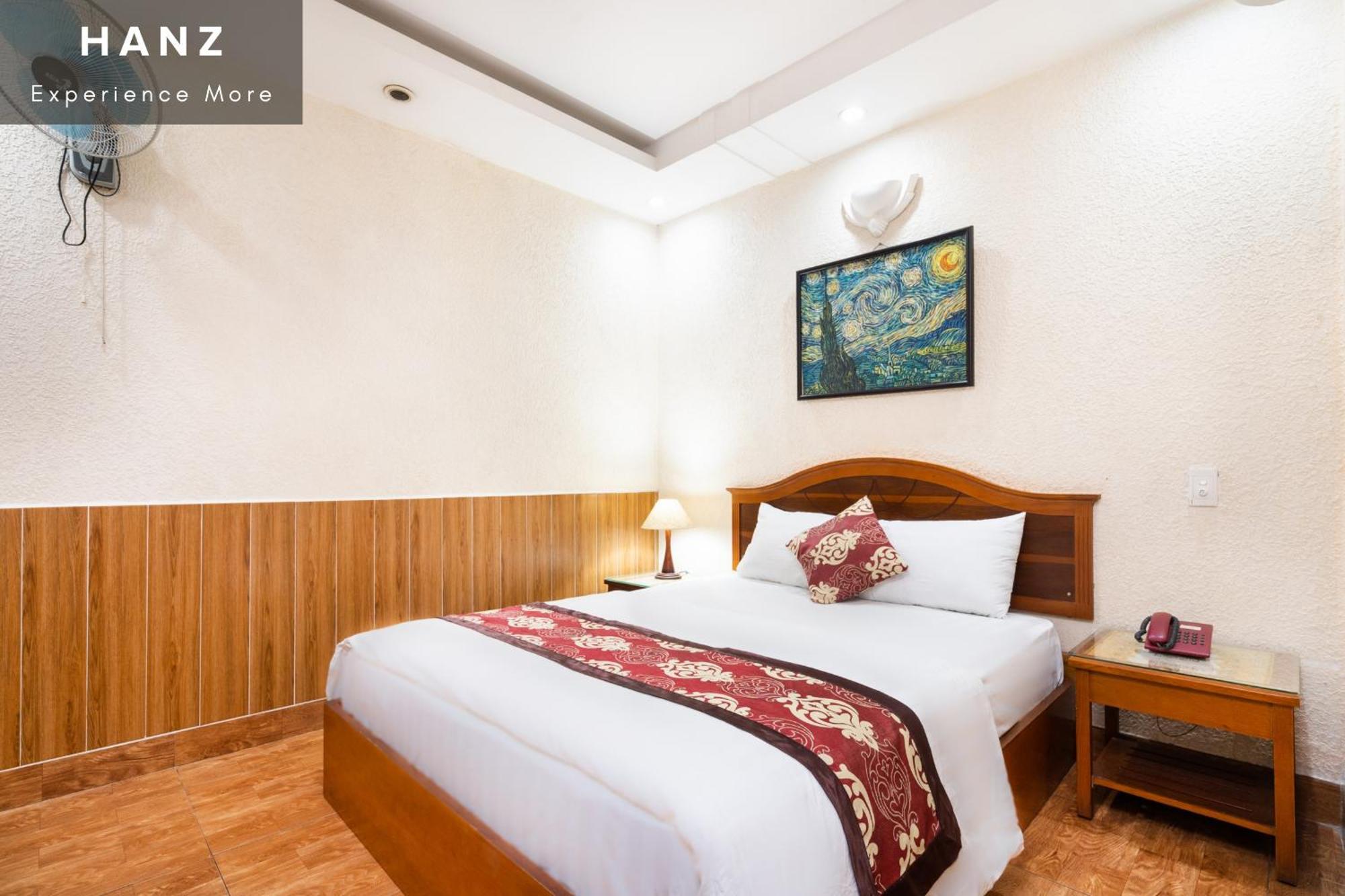 Hanz Queen Airport Hotel Saigon Ho Chi Minh City Room photo